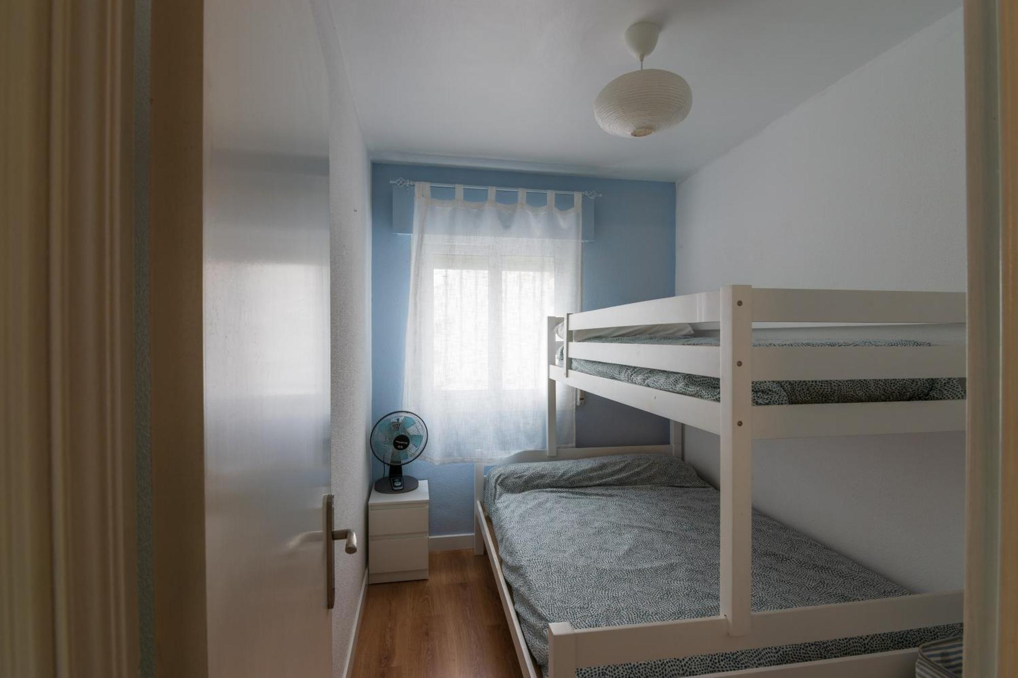 Apartment Cosy 2br Flat In Nuevo Portil Centre